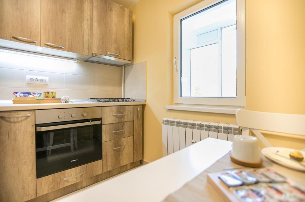 Golden Apartment Baneasa Bukarest Kültér fotó
