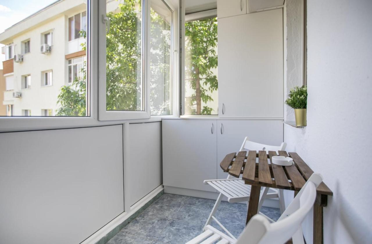Golden Apartment Baneasa Bukarest Kültér fotó